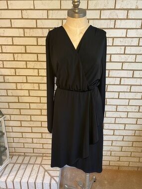 Black Long-Sleeve Wrap Dress - Elegant Everyday Style